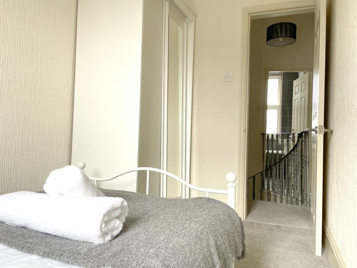 The Vines - Stunning Period Home With Free Parking York Exterior foto